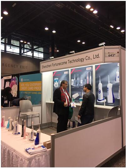 雅璽產(chǎn)品驚艷亮相美國(guó)芝加哥口腔展獲熱捧